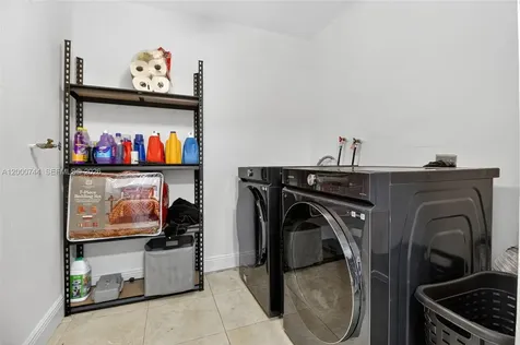 1680 NW 22nd Court Miami FL 33125