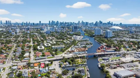 1680 NW 22nd Court Miami FL 33125