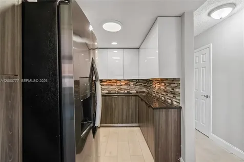 1705 W 57th Street Hialeah FL 33012