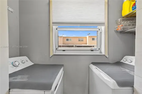 1705 W 57th Street Hialeah FL 33012