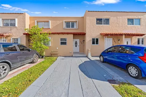 1705 W 57th Street Hialeah FL 33012