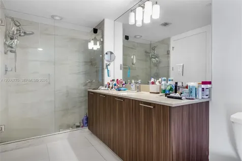 5252 NW 85th Avenue Doral FL 33166