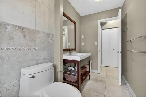 1519 Drexel Avenue Miami Beach FL 33139
