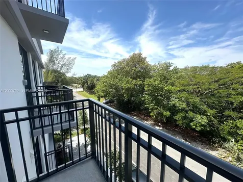 20 NE 19th Avenue Pompano Beach FL 33060