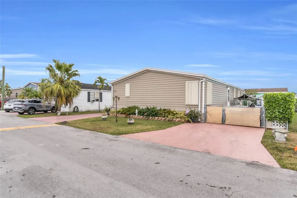 19800 SW 180th Avenue Miami FL 33187