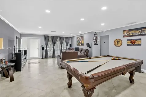 4911 SW 29th Terrace Dania Beach FL 33312