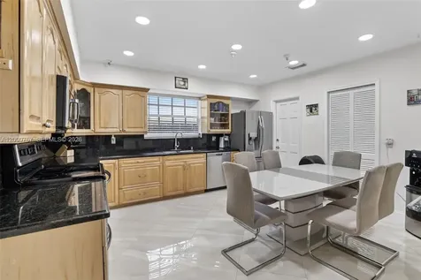 4911 SW 29th Terrace Dania Beach FL 33312
