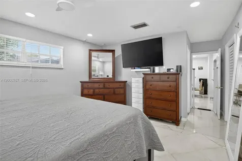4911 SW 29th Terrace Dania Beach FL 33312