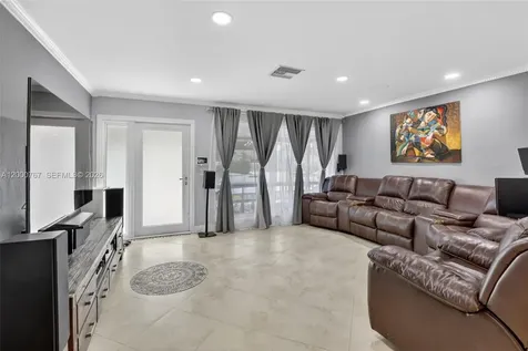 4911 SW 29th Terrace Dania Beach FL 33312