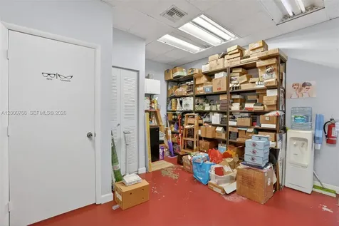 8562 SW 8th Street Miami FL 33144