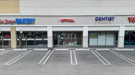 8562 SW 8th Street Miami FL 33144