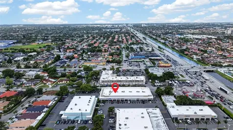 8562 SW 8th Street Miami FL 33144