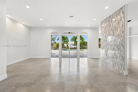 552 Palm Drive Hallandale Beach FL 33009