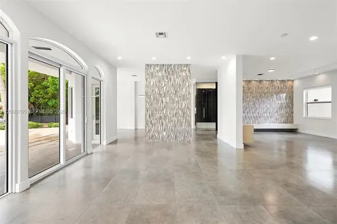 552 Palm Drive Hallandale Beach FL 33009