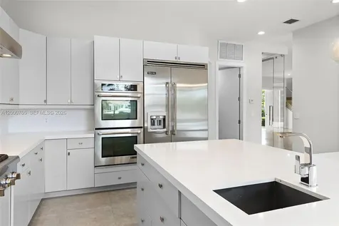 552 Palm Drive Hallandale Beach FL 33009