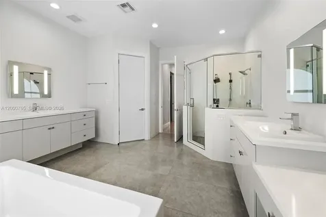 552 Palm Drive Hallandale Beach FL 33009