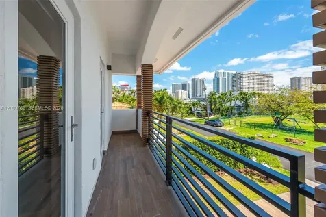552 Palm Drive Hallandale Beach FL 33009