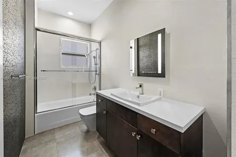 552 Palm Drive Hallandale Beach FL 33009