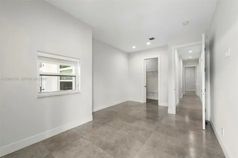 552 Palm Drive Hallandale Beach FL 33009
