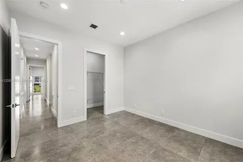 552 Palm Drive Hallandale Beach FL 33009