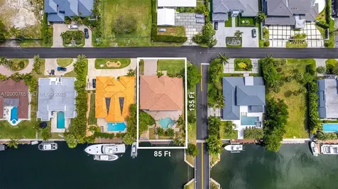 552 Palm Drive Hallandale Beach FL 33009