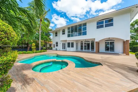 552 Palm Drive Hallandale Beach FL 33009