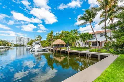 552 Palm Drive Hallandale Beach FL 33009