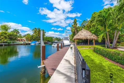 552 Palm Drive Hallandale Beach FL 33009