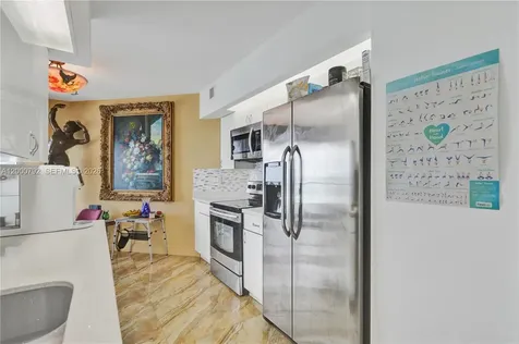 16485 Collins Avenue Sunny Isles Beach FL 33160