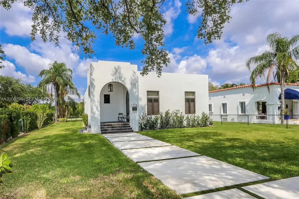5126 SW 57th Avenue Miami FL 33155