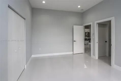 5126 SW 57th Avenue Miami FL 33155