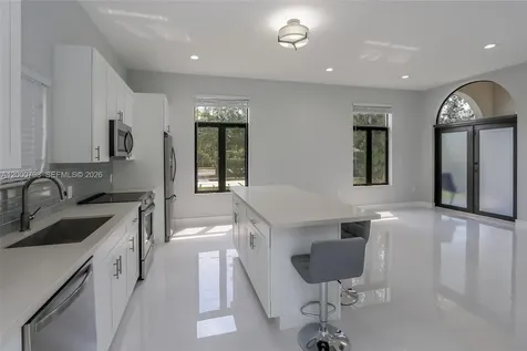 5126 SW 57th Avenue Miami FL 33155