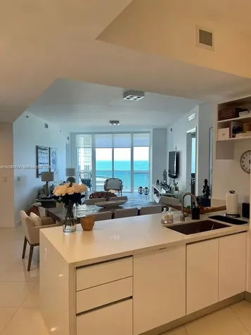 15811 Collins Avenue Sunny Isles Beach FL 33160