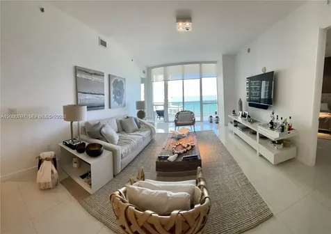 15811 Collins Avenue Sunny Isles Beach FL 33160