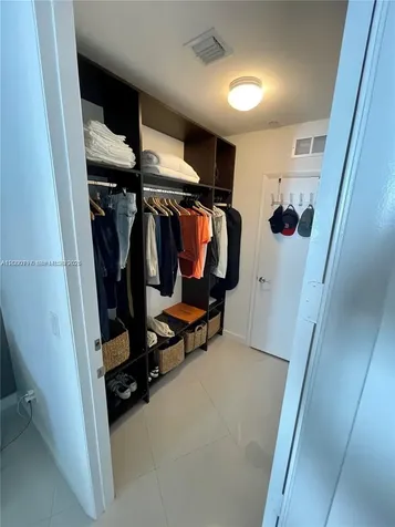 15811 Collins Avenue Sunny Isles Beach FL 33160