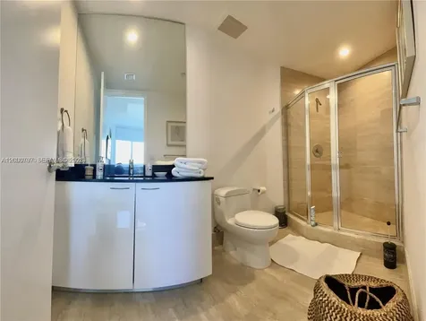 15811 Collins Avenue Sunny Isles Beach FL 33160