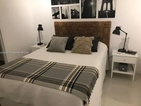 15811 Collins Avenue Sunny Isles Beach FL 33160