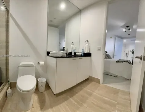 15811 Collins Avenue Sunny Isles Beach FL 33160