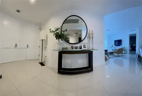 15811 Collins Avenue Sunny Isles Beach FL 33160