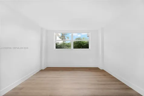 177 Ocean Lane Drive Key Biscayne FL 33149