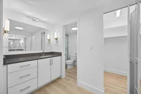 177 Ocean Lane Drive Key Biscayne FL 33149