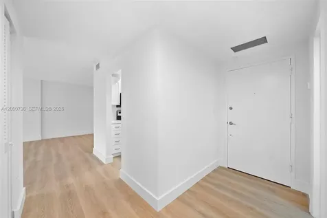 177 Ocean Lane Drive Key Biscayne FL 33149