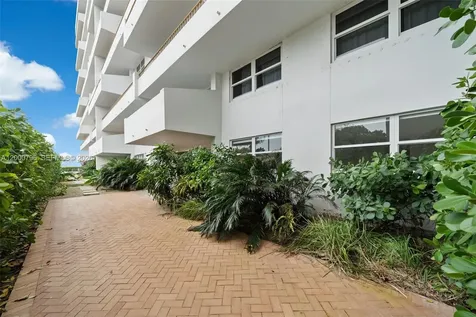 177 Ocean Lane Drive Key Biscayne FL 33149