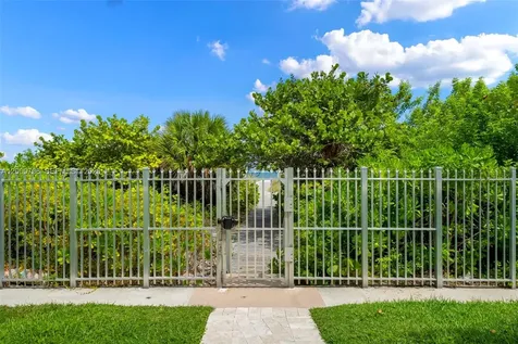 177 Ocean Lane Drive Key Biscayne FL 33149