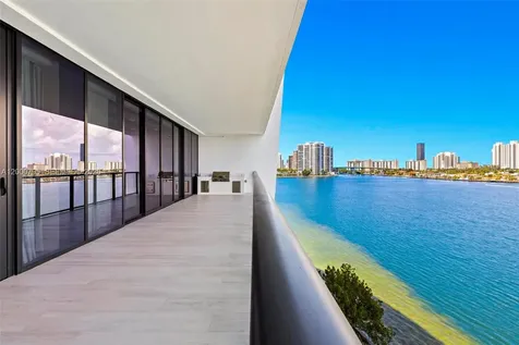5500 Island Estates Drive Aventura FL 33160