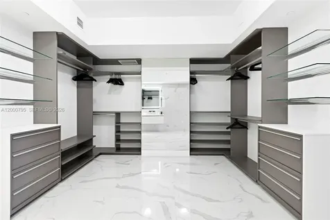 5500 Island Estates Drive Aventura FL 33160