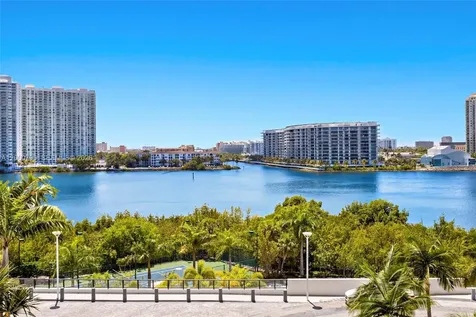 5500 Island Estates Drive Aventura FL 33160