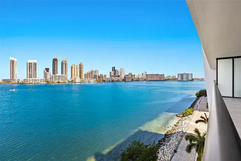 5500 Island Estates Drive Aventura FL 33160