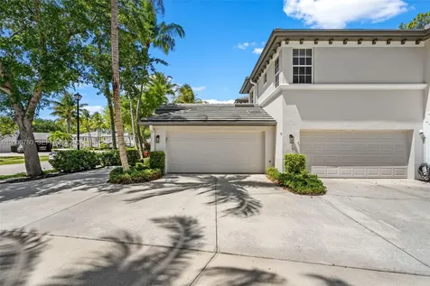 2016 Tarpon Bay Drive N Naples FL 34119