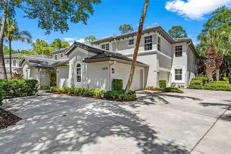 2016 Tarpon Bay Drive N Naples FL 34119